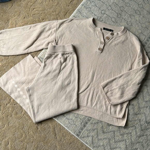 efan Other - Knit 2pc outfit, size XLarge